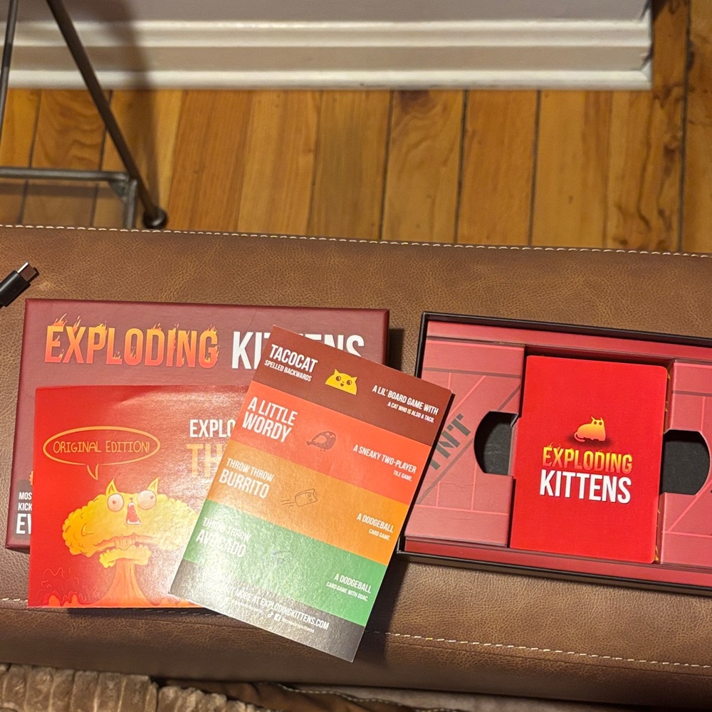 Original Edition Exploding Kittens Card Game - Red - Picture 2 of 2